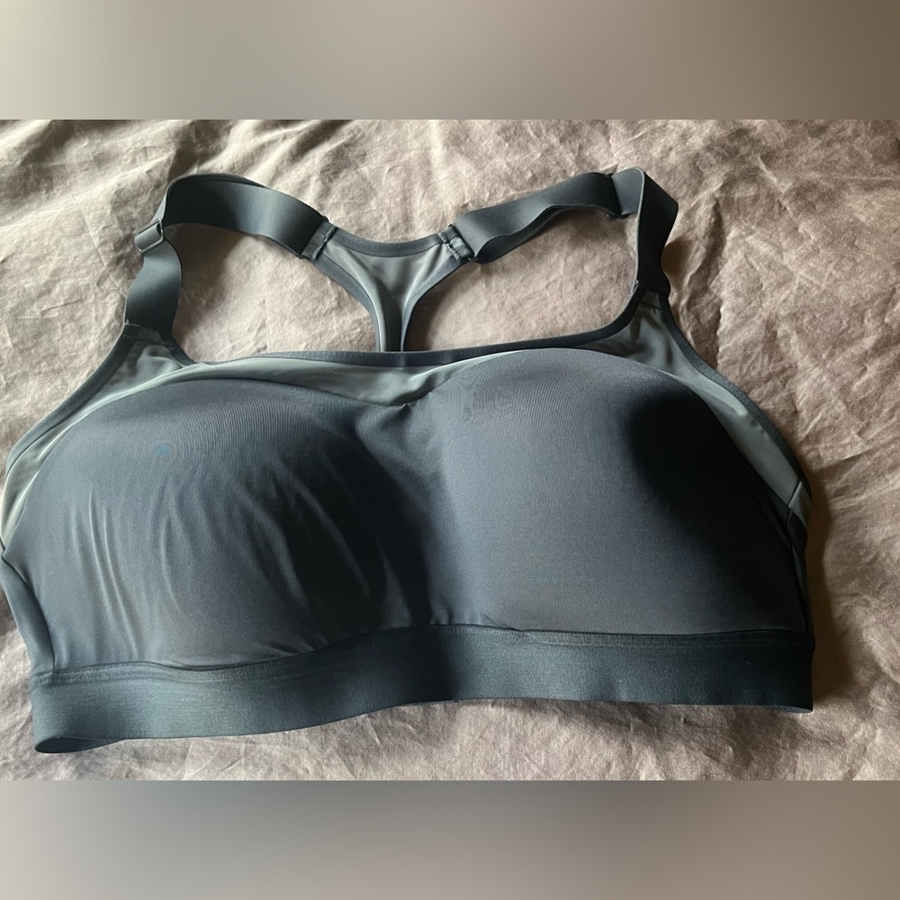Brooks brand Sports Bra